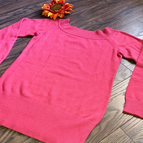 🌻5/$25🌻Forever 21 Fitted Sweater LARGE - Picture 6 of 6